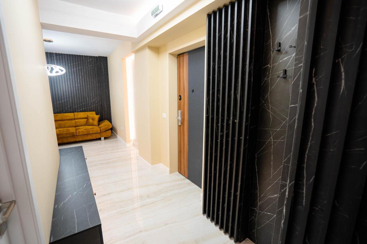 Marwell Residence Suceava Esterno foto