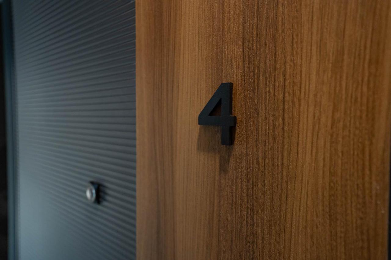 Marwell Residence Suceava Esterno foto