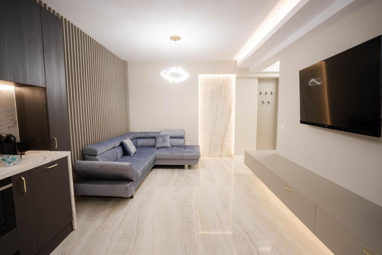 Marwell Residence Suceava Esterno foto